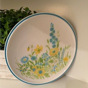 Mikasa Everfresh "Pageantry" 12-Inch Floral Serving Plate Oven & Microwave Safe